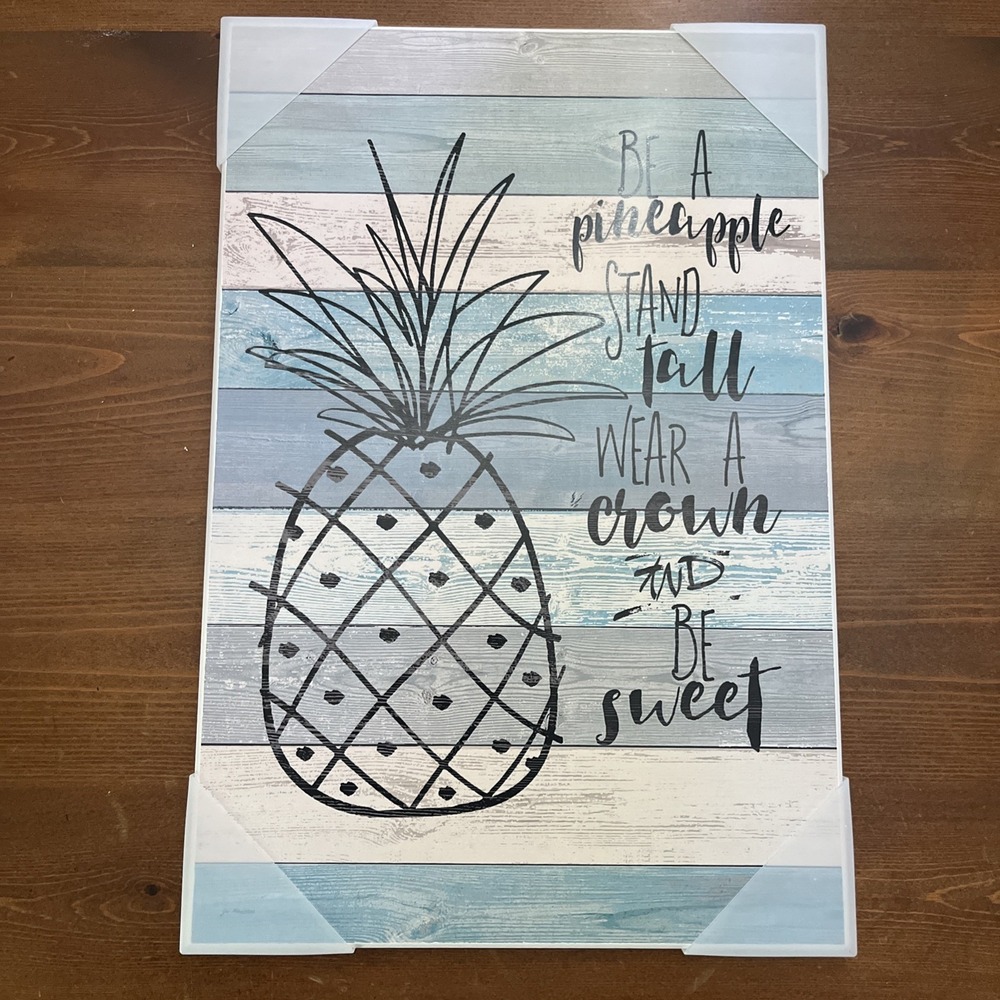 Stupell Be A Pineapple, Stand Tall, Wear A Crown And Be Sweet Plaque 10" x 15"